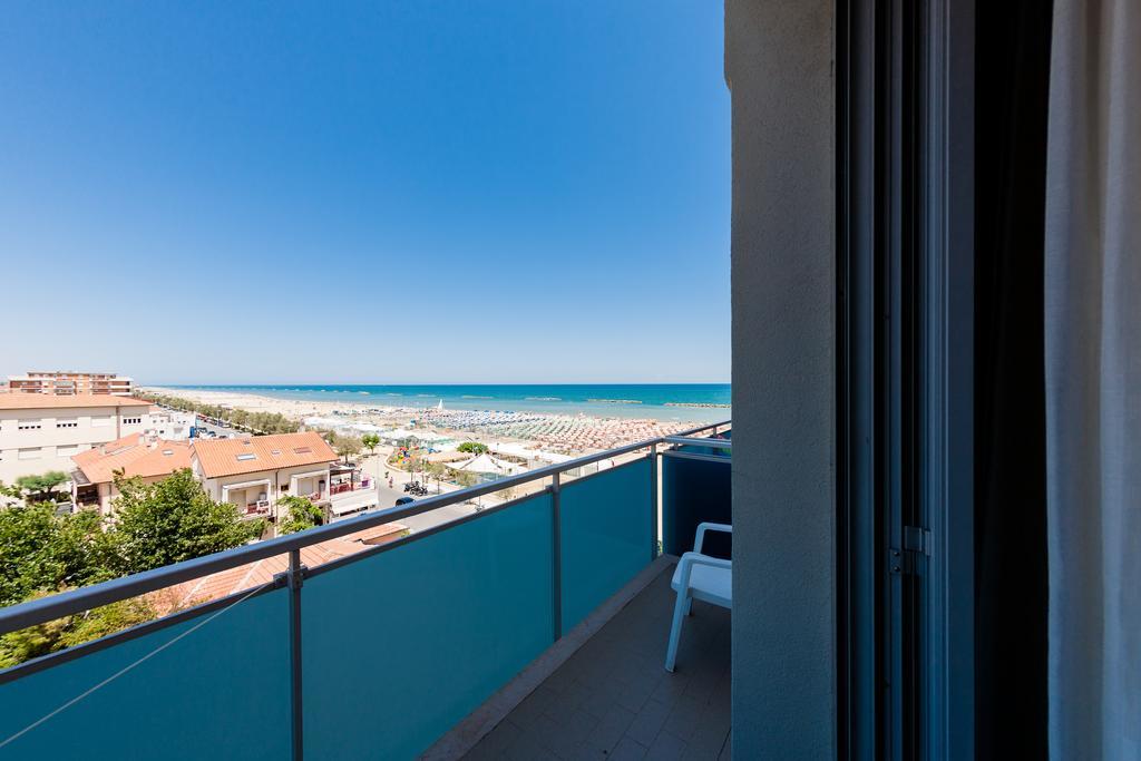 Hotel Sayonara Senigallia Zimmer foto